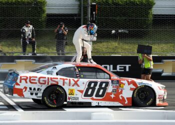 Connor Zilisch dominates best friend Jesse Love in epic Pocono duel