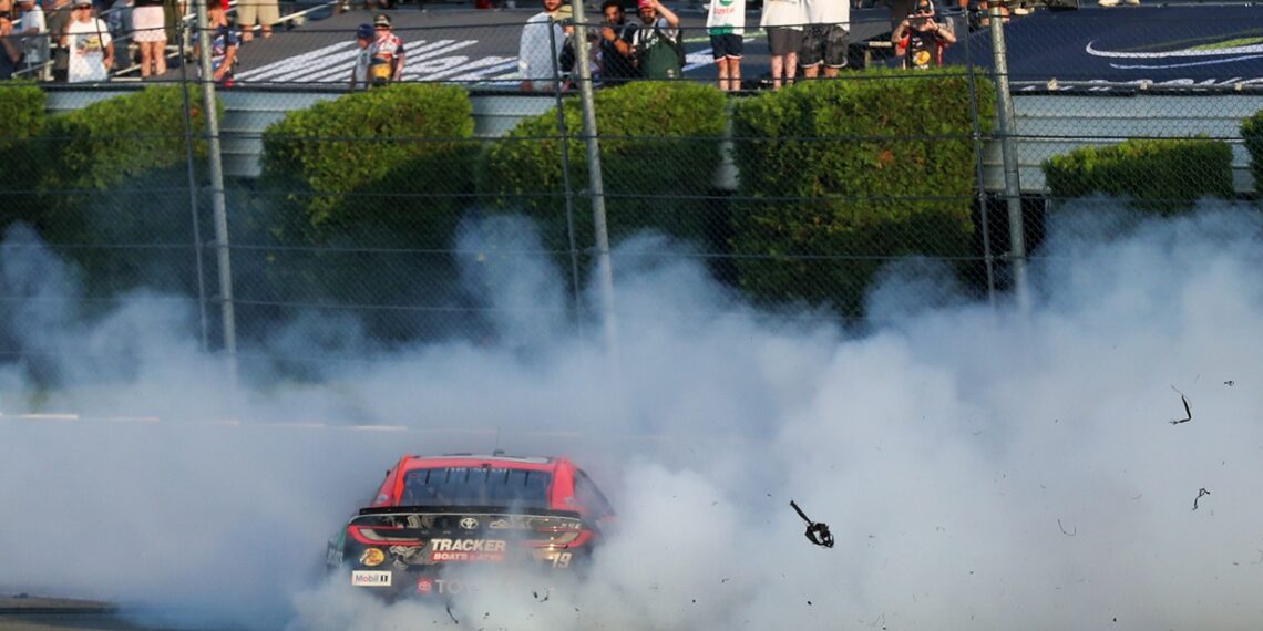 Chase Briscoe Edges Out Denny Hamlin in Pocono NASCAR Nail-Biter
