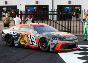 Chase Briscoe shines in Denny Hamlin’s praise post Pocono showdown