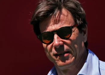 Toto Wolff in Secret Talks with Max Verstappen, George Russell Drops Bombshell