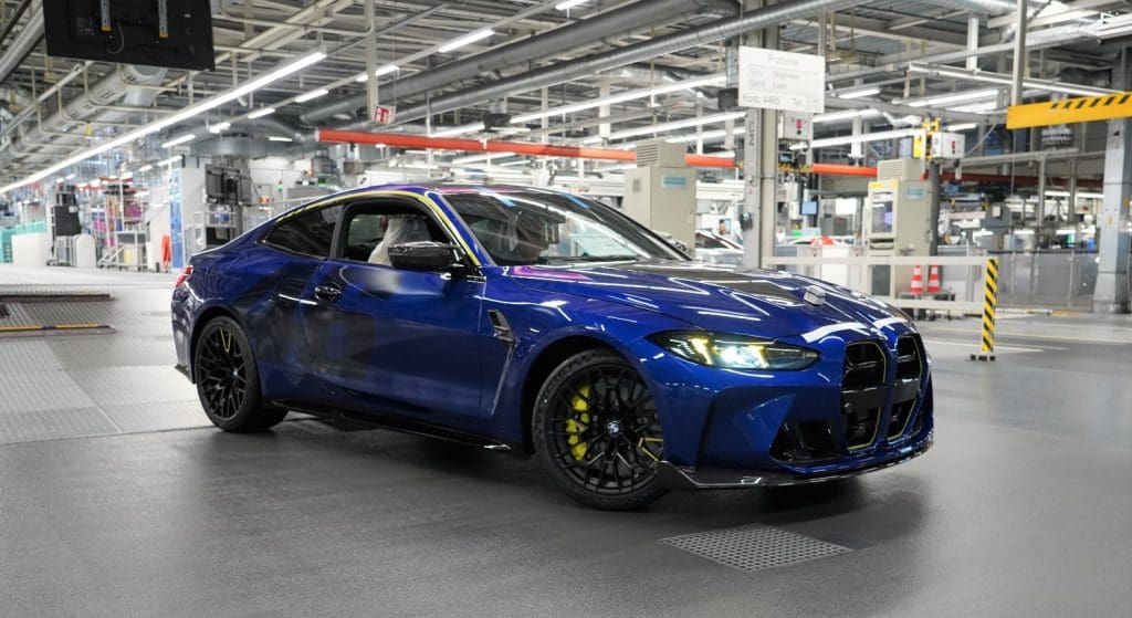 BMW M4 CS Edition VR46 entra em produção
