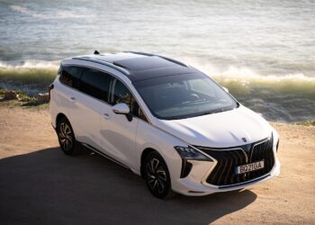 Forthing U-Tour já está disponível no mercado nacional: conheça os preços