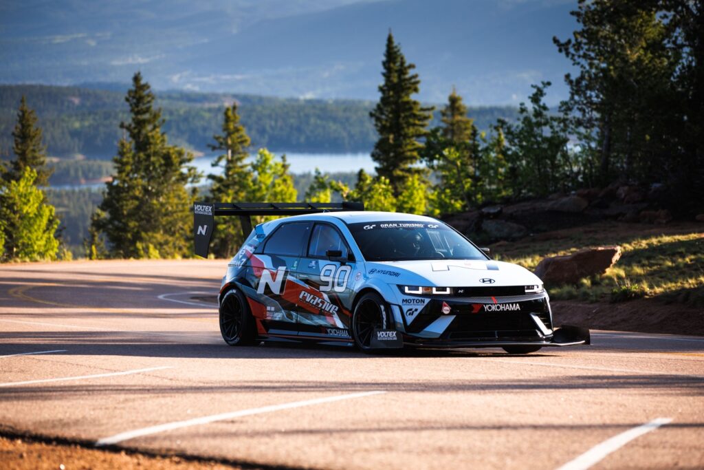 Hyundai Ioniq 5 N vence categoria Exhibition em Pikes Peak