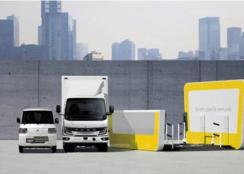 Mitsubishi aposta em estações de troca de baterias para veículos comercais