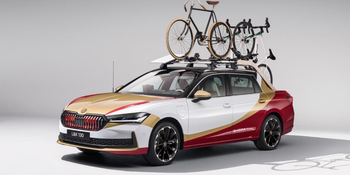 Novo Skoda L&K 130 mostra como é uma pick-up Superb pensada para o ciclismo