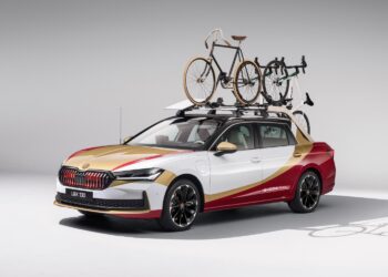 Novo Skoda L&K 130 mostra como é uma pick-up Superb pensada para o ciclismo