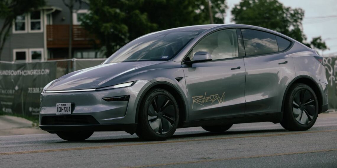 Tesla lança serviço de robotáxi em Austin