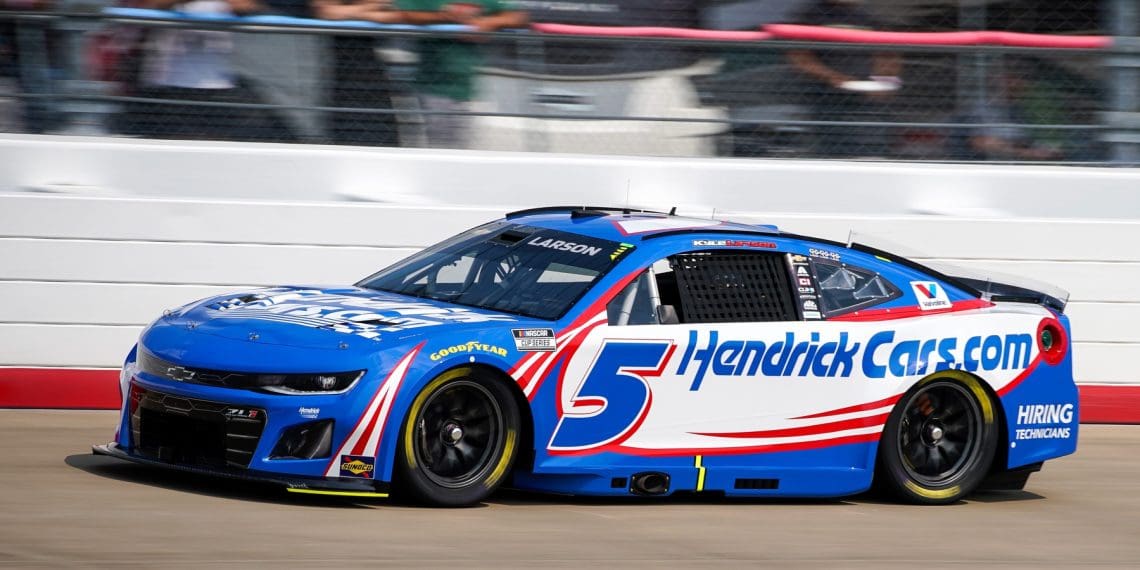 Kyle Larson’s Apology Drama Unfolds in Heart-Racing Regretful Saga of Indy 500 Gesture