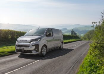 IVECO apresenta comerciais ligeiros elétricos eJolly e eSuperJolly