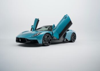 Maserati apresenta o novo superdesportivo MCPura