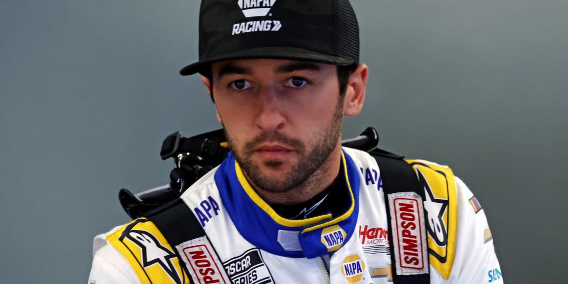 Chase Elliott’s Quest to Honor Father’s Legacy at Indianapolis: A Heartfelt Pursuit of Victory