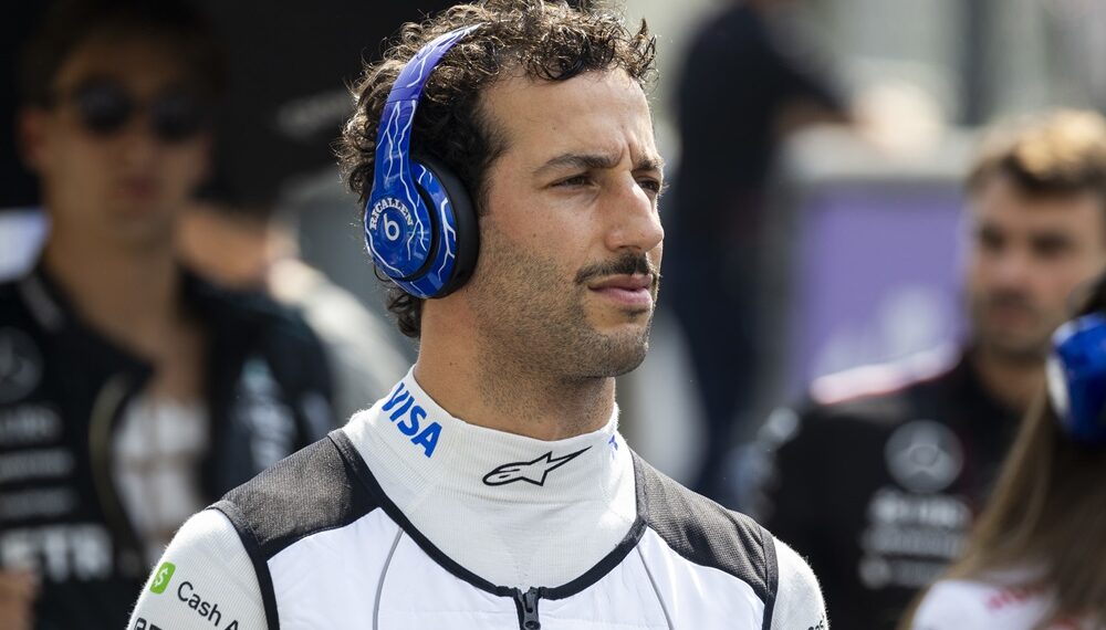 Daniel Ricciardo Embraces Retirement: Shocks Fans with Surprising Public Appearance and Revelations