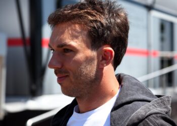 Gasly Defends Tsunoda Amid Red Bull Crisis: Shocking Revelations Unveiled!