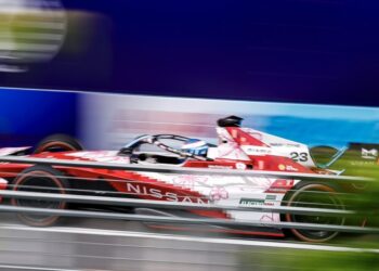 Oliver Rowland’s Triumph: Unprecedented Formula E Victory Defying All Odds