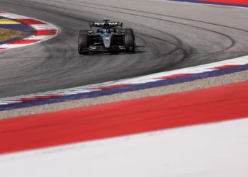 George Russell’s Bold W16 Experiment: Mercedes’ High-Stakes Gamble at British GP