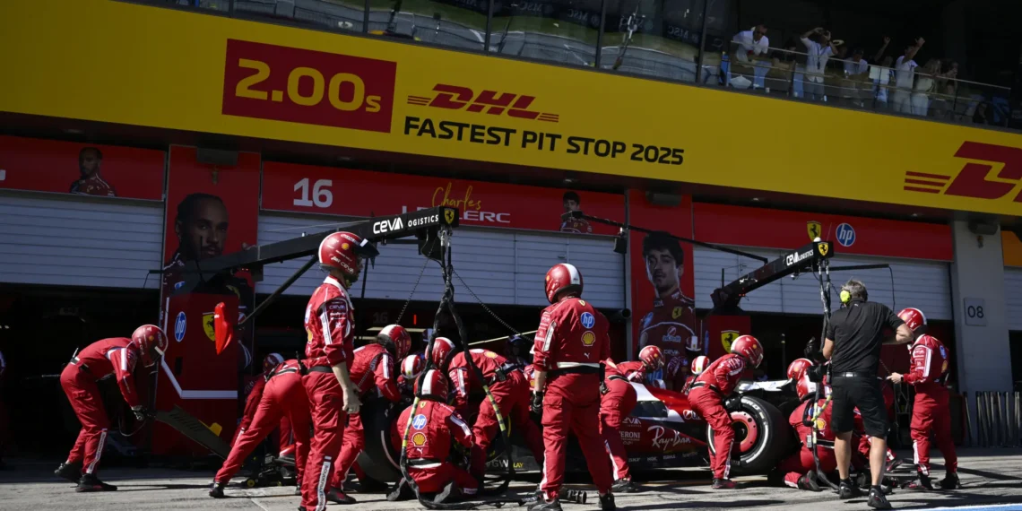 Lewis Hamilton’s F1 Pit Drama! Ferrari’s Bold Strategy Sparks Tense Radio Clash