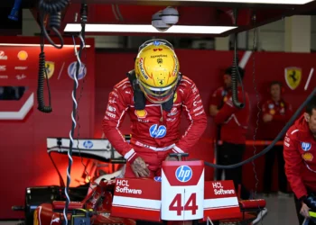 Lewis Hamilton Dominates British GP Practice – Rookie Lindblad’s Bold Move Shakes F1 World