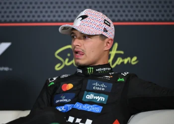 Lando Norris Revamps Mental Game in Epic F1 Showdown – McLaren’s Championship Battle
