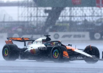 Oscar Piastri’s Controversial McLaren Team Order Request Shakes Silverstone Grand Prix Drama