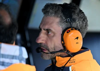 McLaren Boss Warns Norris and Piastri: « Exposed » at Spa-Francorchamps on Lap 1