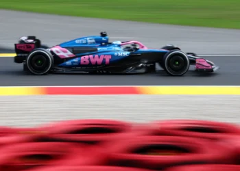 Alpine’s Rollercoaster: Gasly Shines in 8th, Colapinto Falters to 19th in Qualifying Sprint