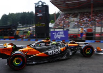 Lando Norris Declares: “I’m a Dominant Force Against Piastri” – Spa Showdown!