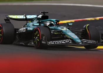 Aston Martin’s Historic F1 Disaster Unleashed: Unraveling the Shocking Qualifying Debacle