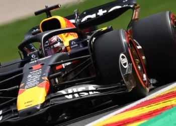 Max Verstappen Scorches Helmut Marko: “Racing to Victory Alone, No Backseat Drivers!