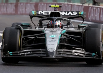 Mercedes’ Sensational Blunder: Kimi Antonelli’s Struggles Exposed Amid Red Bull Rivalry