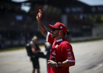 Lewis Hamilton’s Ferrari Saga: Explosive Rivalry and CEO Swipe Exposed