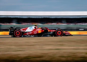 Lewis Hamilton’s Silverstone Showdown Sets Ferrari Ablaze – Dream Weekend in Sight!