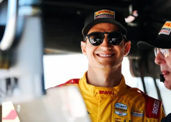 Alex Palou Dominates, Secures Fifth IndyCar Pole of 2025 at Laguna Seca