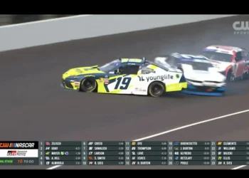 NASCAR Drama Unleashed: Austin Hill’s Explosive Rant and Intentional Crash Rock Racing World