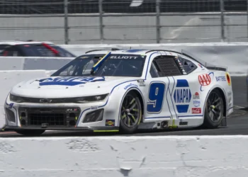 Elliott’s Heart-Stopping Sonoma Tire Gamble: Will He Ever Recover from This Monumental Blunder?