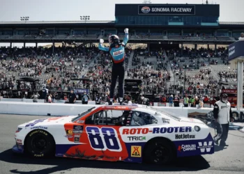 Connor Zilisch’s Epic Triumph: Youngest Xfinity Driver Shocks Racing World with Record-Breaking Wins