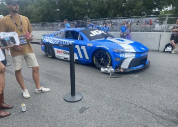 Denny Hamlin’s Fierce Stand Against NASCAR’s $320B Loss: Partners’ Playground in Peril