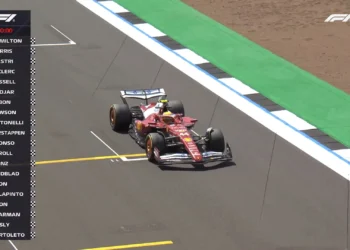 Lewis Hamilton’s High-Speed Showdown: Unveiling the Heart-Stopping Drama Behind Silverstone’s Iconic Corners
