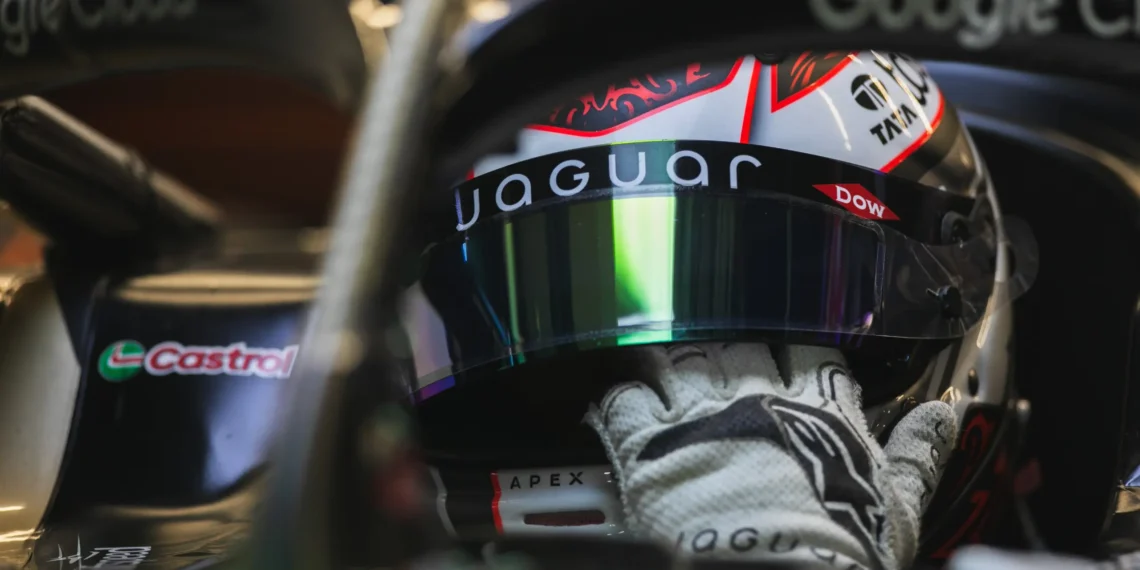 Jaguar’s Formula E Catastrophe: Mitch Evans‘ Heart-Wrenching London Implosion