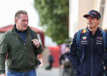 Jos Verstappen’s Explosive Demand Leads to Red Bull Boss Overthrow – Shocking Details Revealed