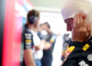 Max Verstappen’s Explosive Response to Mercedes F1 Speculation Shakes Racing Community