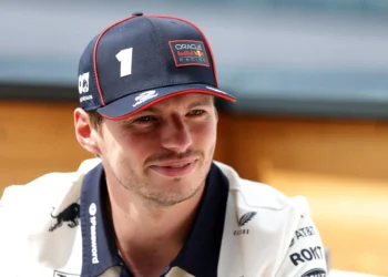 Max Verstappen’s Red Bull Crisis: Will He Jump Ship to Mercedes?