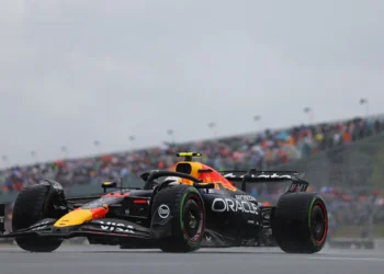 Yuki Tsunoda’s Epic Battle for Redemption at British GP Amid Struggles