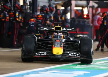 Max Verstappen’s F1 Pit Strategy Chaos Leaves Red Bull Fuming and Fans Stunned