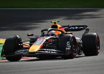 Red Bull’s Tsunoda Surges to Q3 with Crucial Upgrade as Mekies Reveals Team Secrets