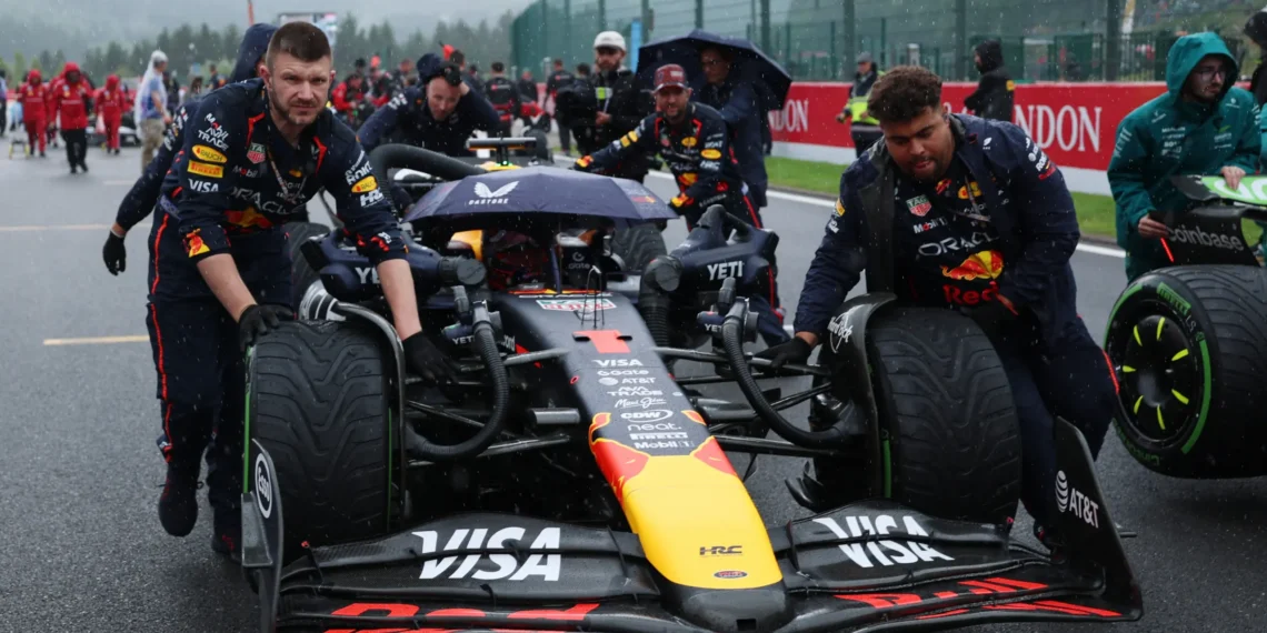 Verstappen’s Desperate Battle: Can He Overcome McLaren Dominance in Rain-Drenched Belgian GP?