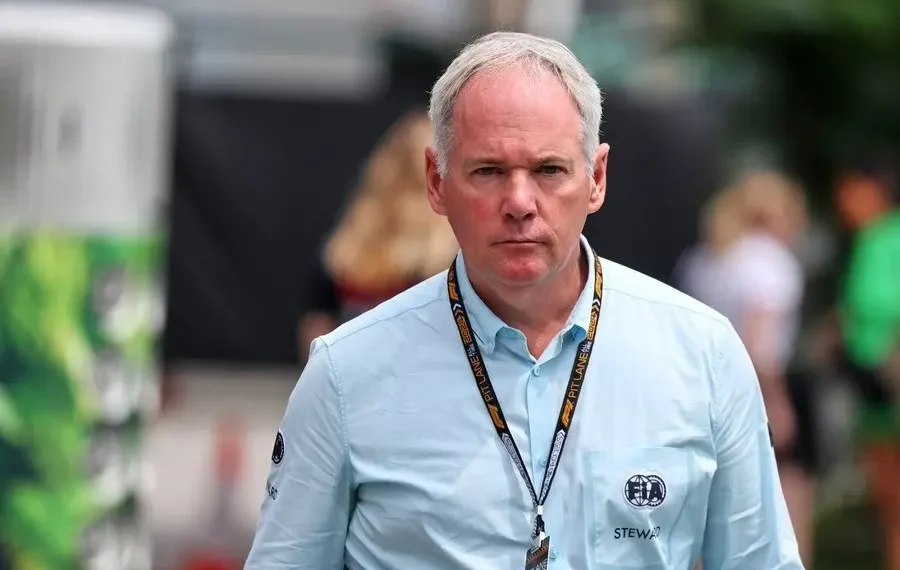 Tim Mayer busca la presidencia de la FIA: ¡venganza, controversia y el  legado de McLaren chocan! - AutoGear