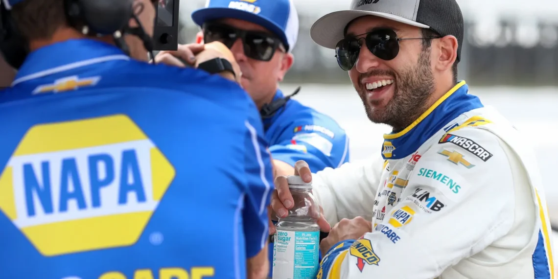 Chase Elliott’s Daring Snowboarding Mishap: A Risky Adventure Ends in NASCAR Star’s Injury