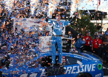 Denny Hamlin’s Bitter Regret: Abandoning NASCAR’s Cinderella for Rising Star Sets Stage for Dramatic Showdown