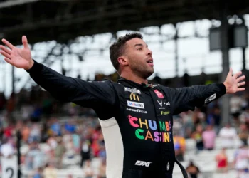 Bubba Wallace Breaks Silence with Tearful Triumph: Historic Win at Brickyard 400 Stuns Critics