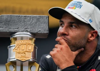 NASCAR Sensation Bubba Wallace Stuns Racing World with Epic Victory Over Kyle Larson